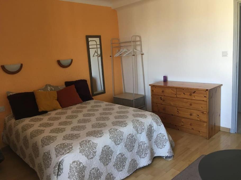 Location De Chambres, Sejour Confort Pres Des Grands Buffets Narbonne Exterior photo